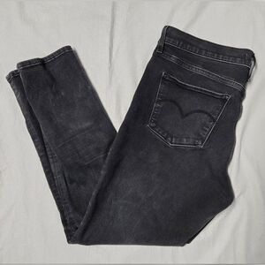 Levi's Women's 311 Shaping Skinny Size 32